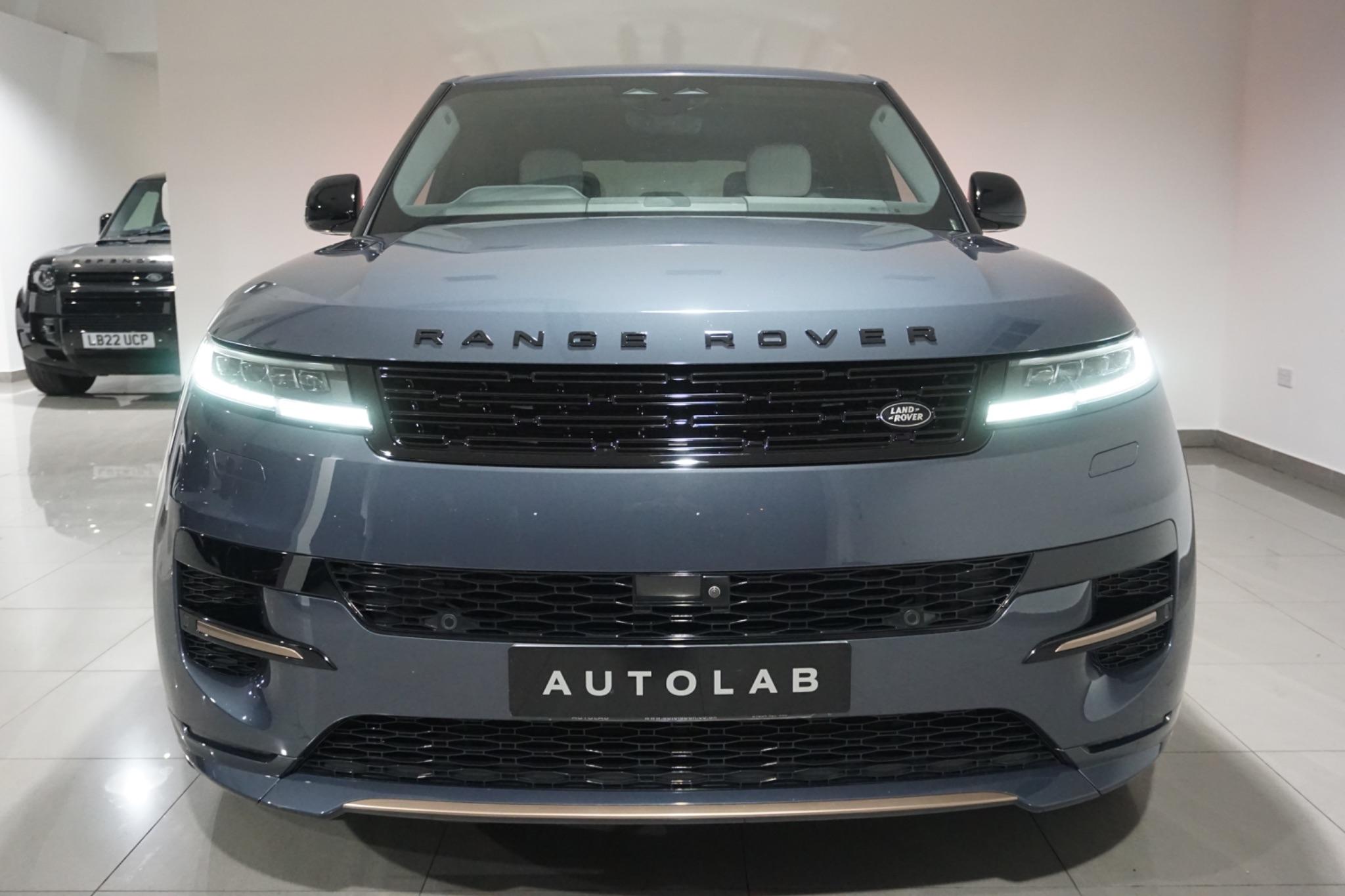 Land Rover Range Rover Sport 3.0 D300 MHEV Dynamic SE Auto 4WD Euro 6 (s/s) 5dr